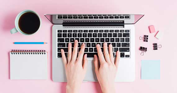 9 Tips To Keep Your Readers Interested In Your Blog And Engaged